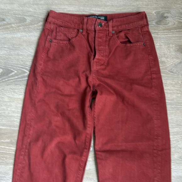 veronica beard blake classic straight high rise in red oxblood - Picture 5 of 14